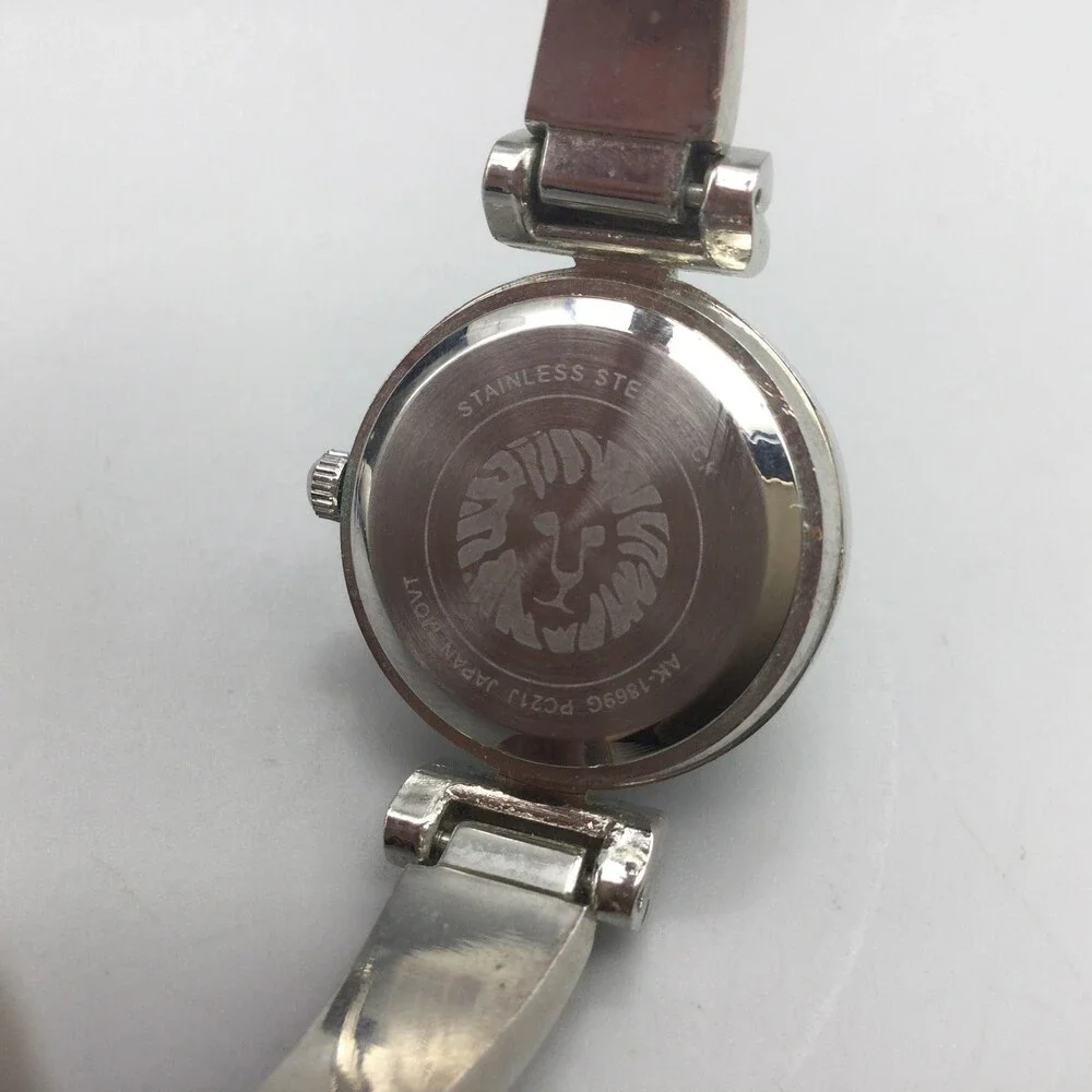 Anne Klein see photos